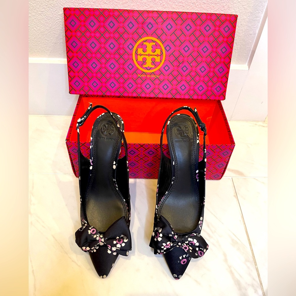 Tory Burch Rosalind 65m Black Satin Floral Kitten Heel